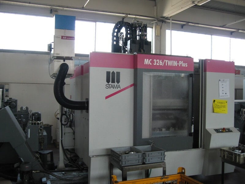 AR Filtrazioni Centri di lavoro CNC CNC STAMA